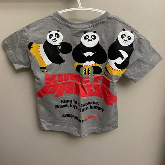 Kung Fu Panda TShirt 💛2 for 10💛 - Picture 2 of 3